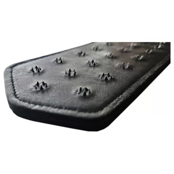 Rouge - bičíkový pádlo - pravá koža - čierna - s kovovými cvokmi